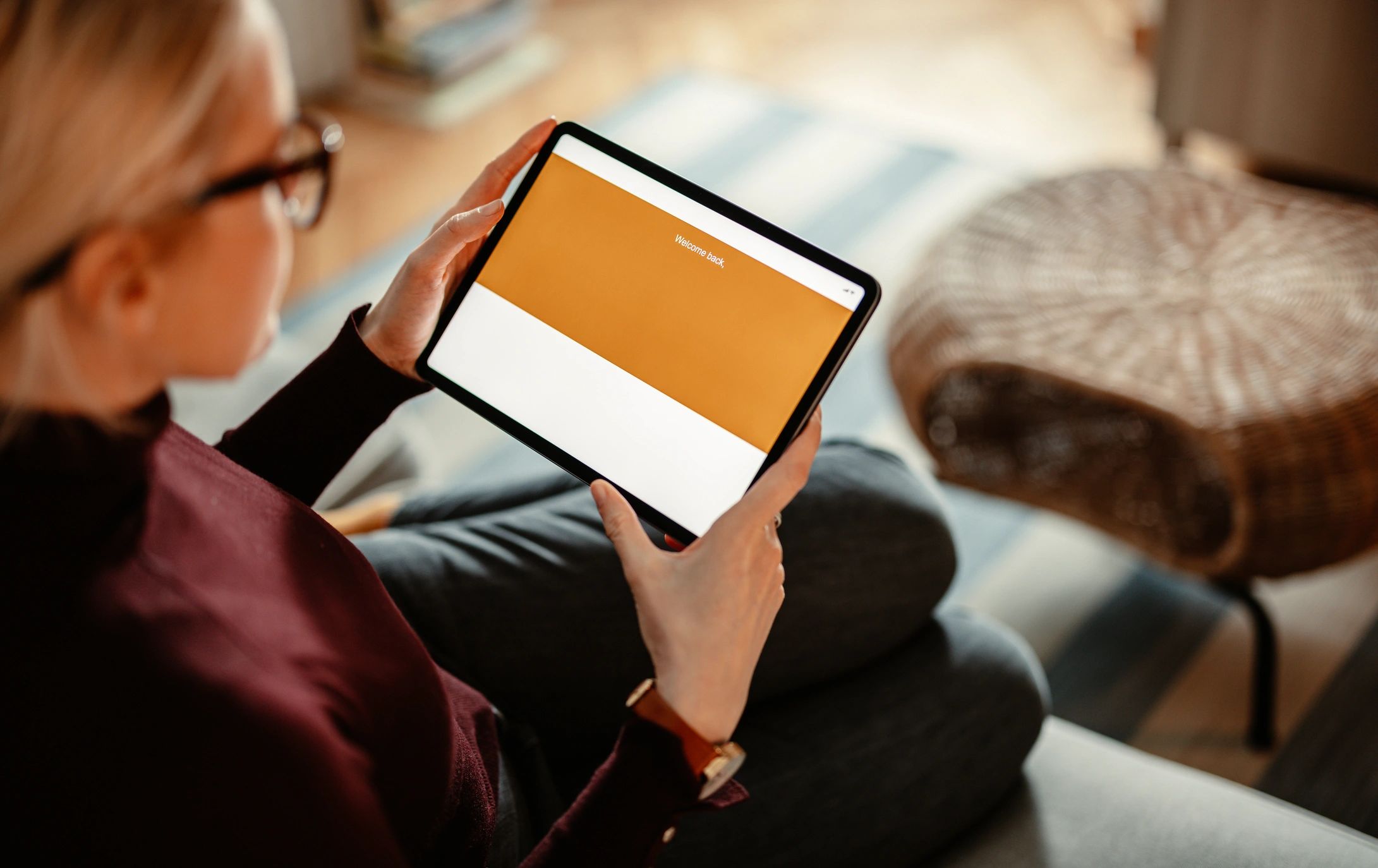 Person using a tablet to read information online